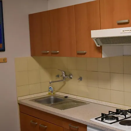 Apartma Sandra *